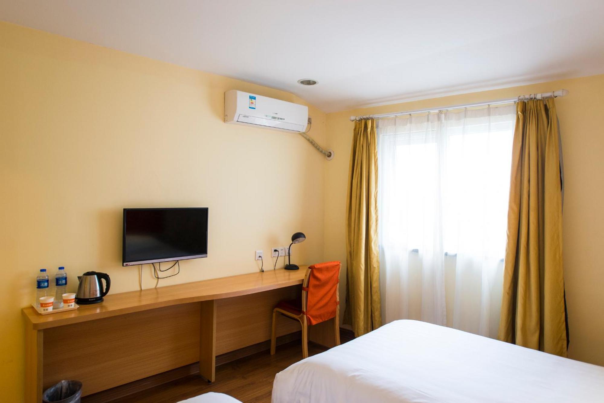 Home Inn Dalian Development Zone Light Railway Station Exteriér fotografie